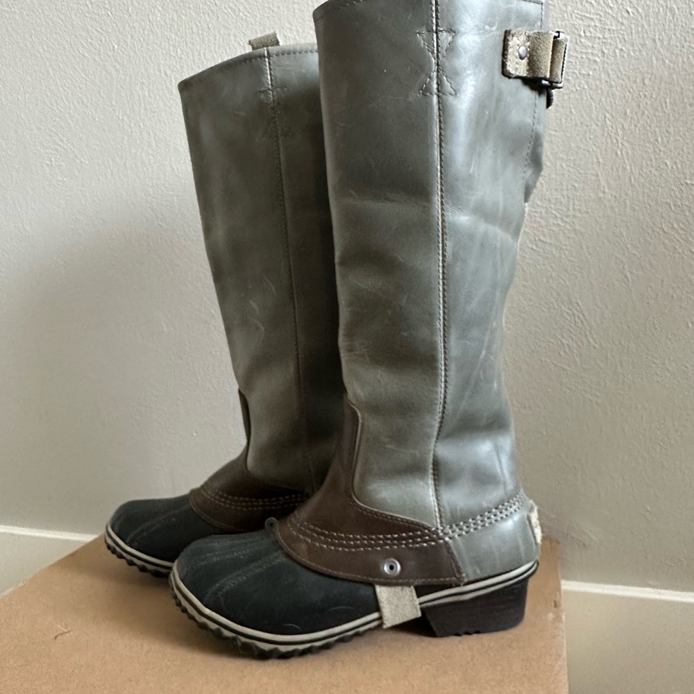 Sorel Black and Gray Boots